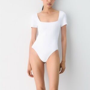 Aritzia Babaton Original Contour Squareneck Bodysuit